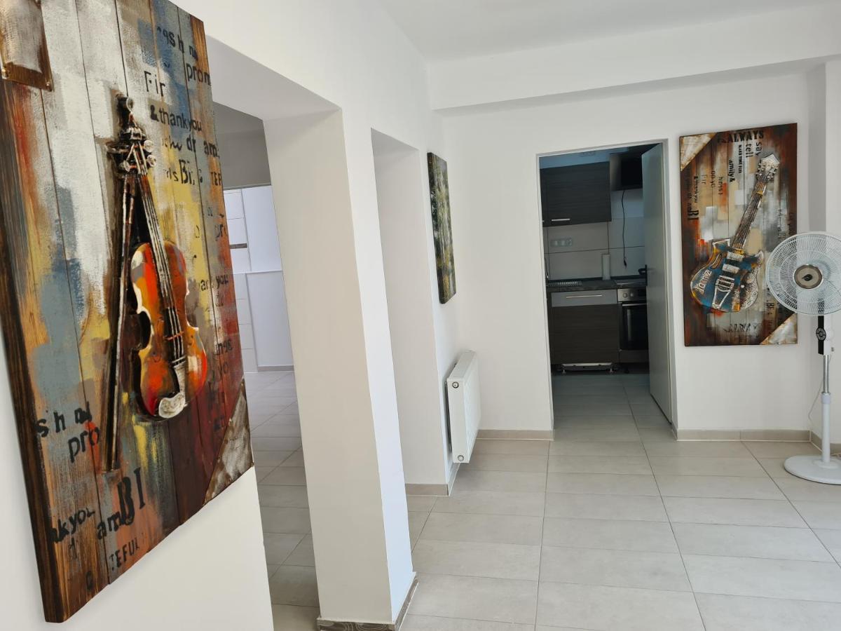 Apartment Fafa With Pool